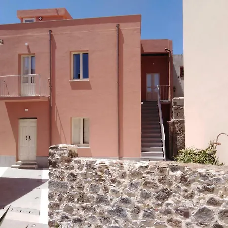Casa Saba -sa Domo Orosei